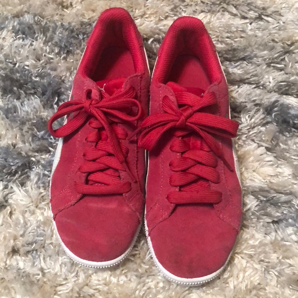 Girls Puma Sneakers